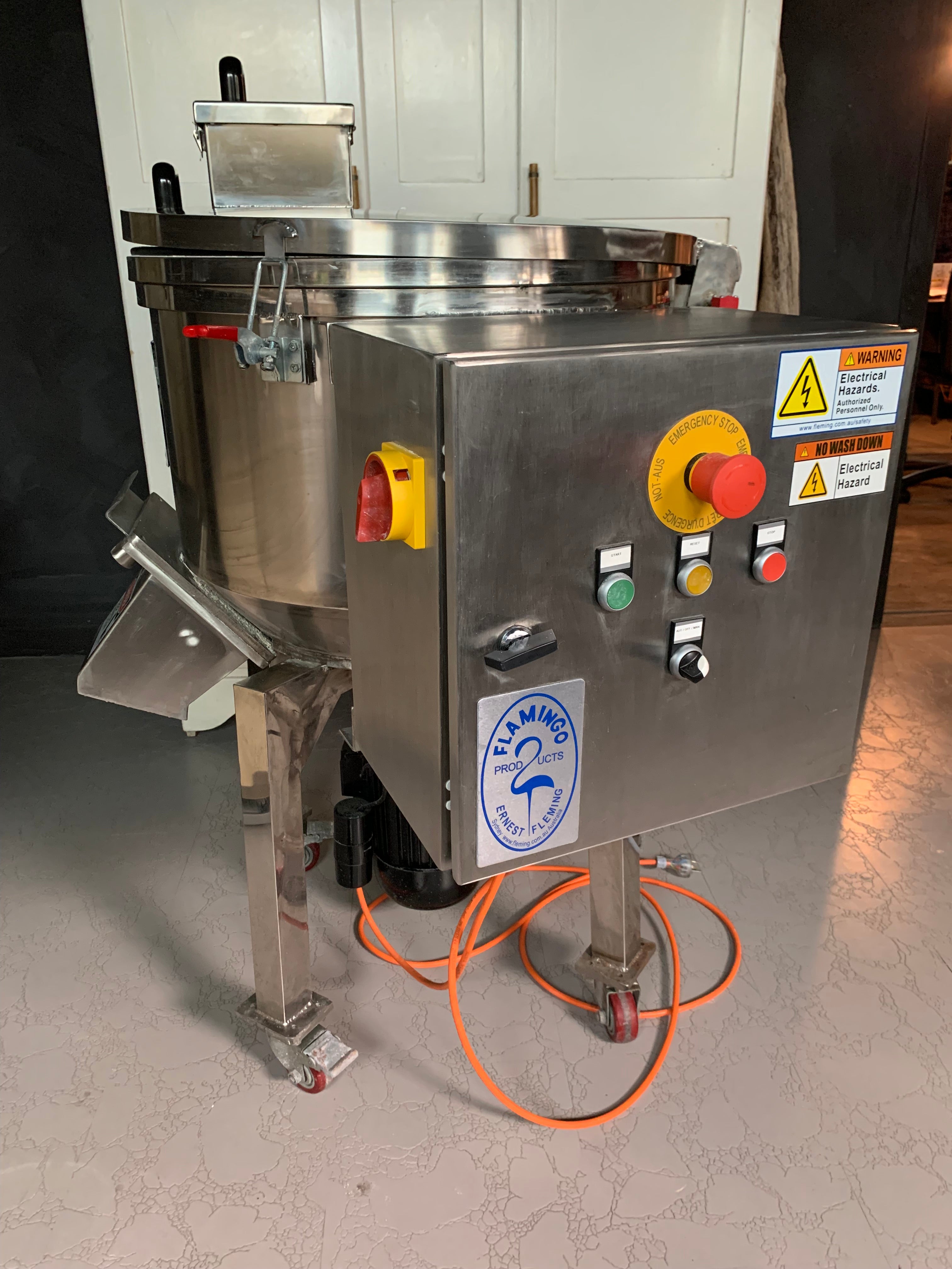 Industrial Mixer for Protein Powders & Bath Products - High-Speed Vertical Mixer