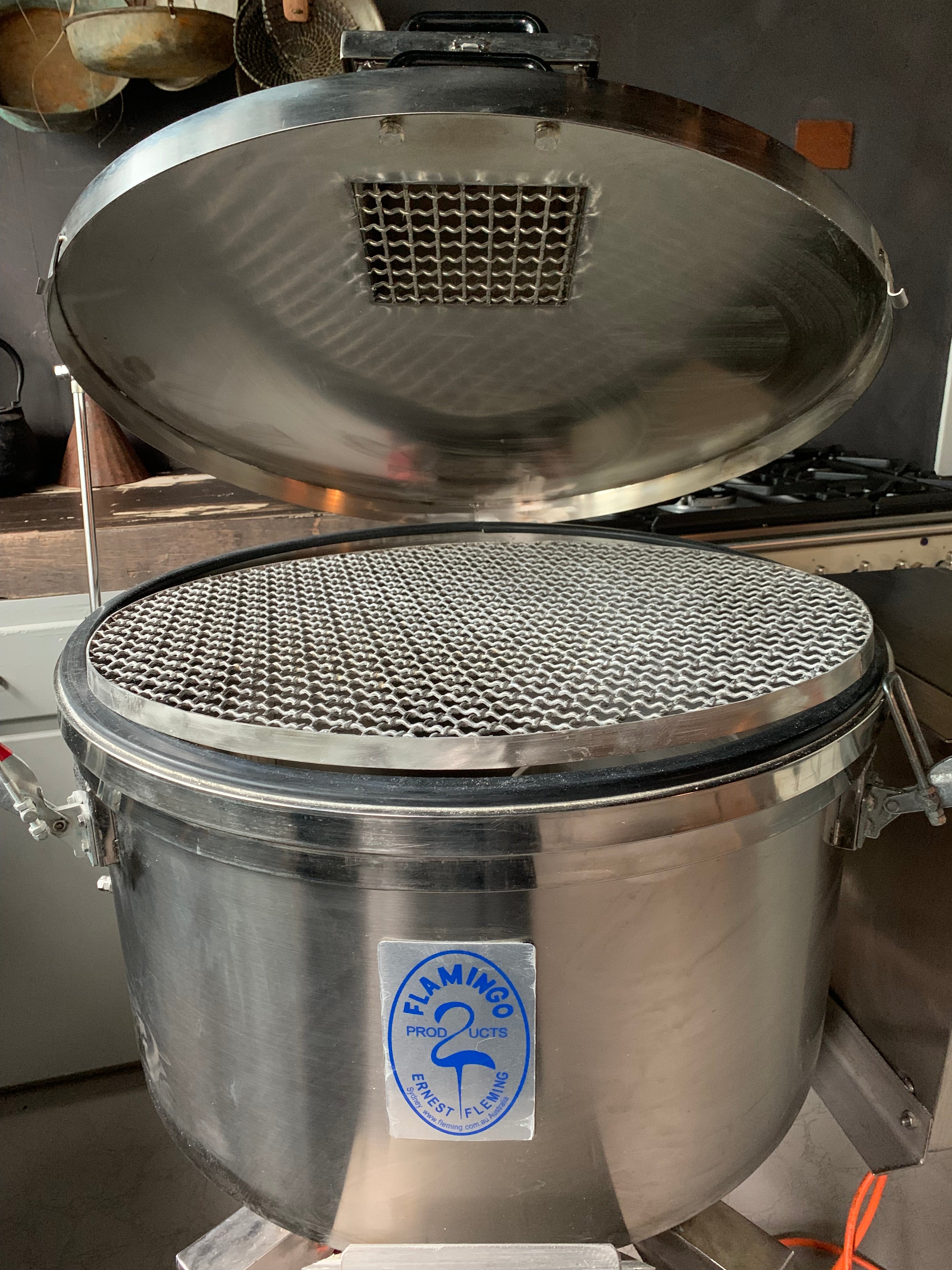 Industrial Mixer for Protein Powders & Bath Products - High-Speed Vertical Mixer